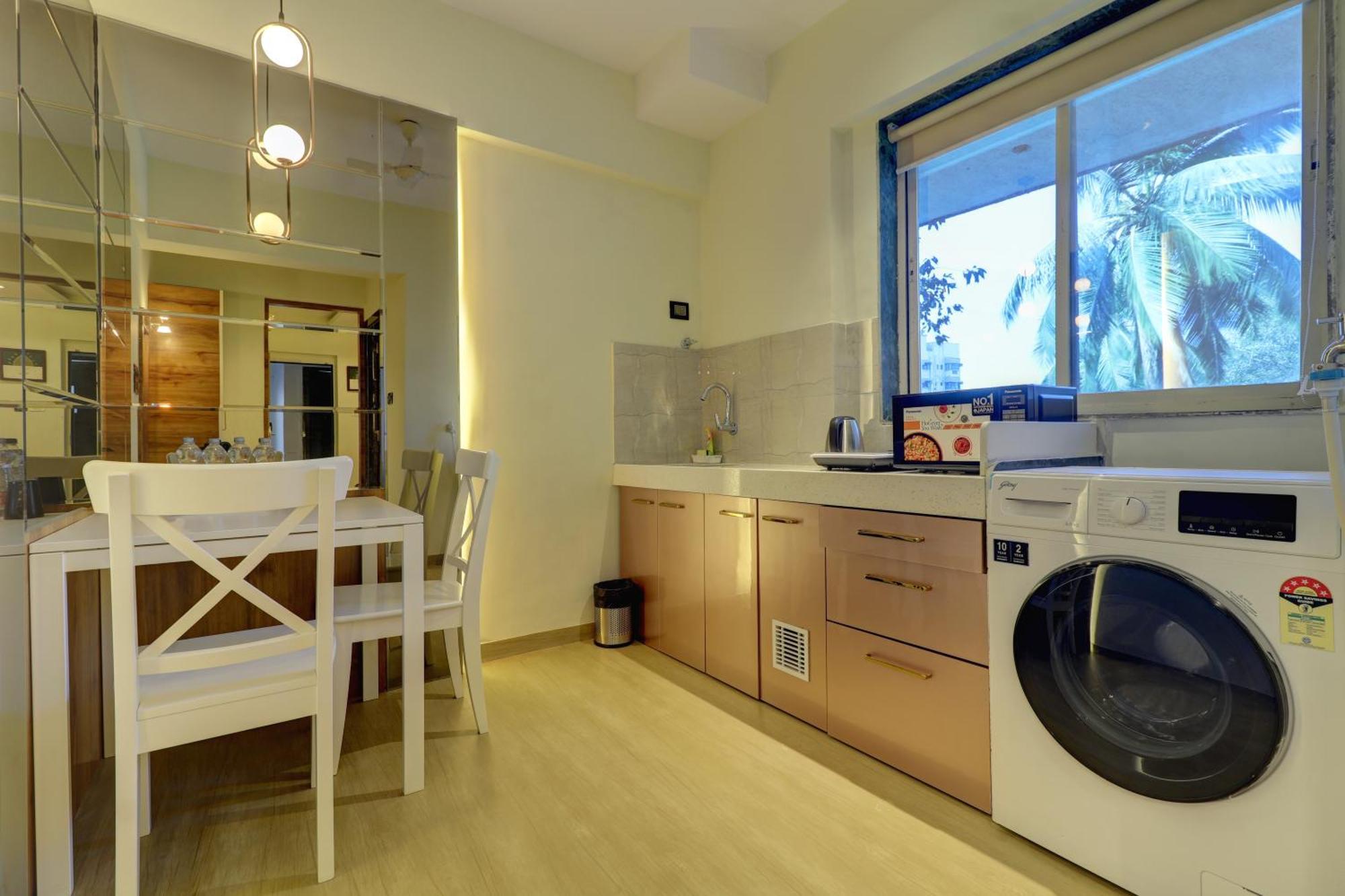 Home2 Studio Apartments — Photos 2